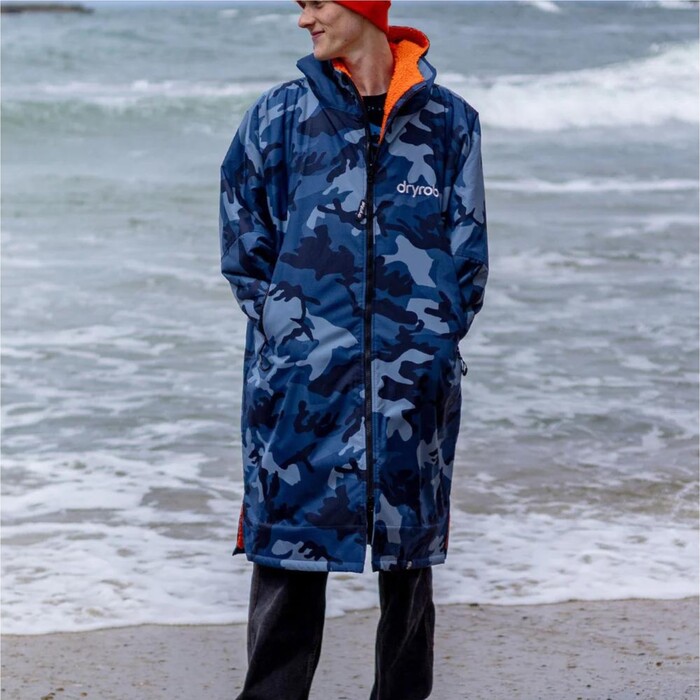 2024 Dryrobe Advance Langrmliges Wickelkleid Robe V3 DALSV3 - Blue Camo / Orange